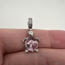 Charm tartaruga di Murano rosa