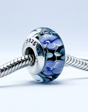 Charm in vetro di Murano fiore